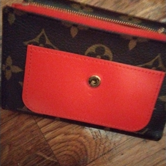 A Real Louis Vuitton Monogram Wallet with Red Accent - Picture 6 of 7